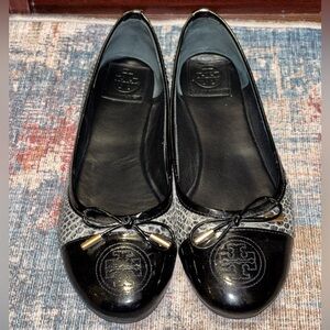 Tory Burch Black and Gray Flats with Bow Accent